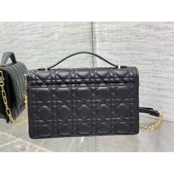 D*or miss D*or top handle bag in black cannage lambskin