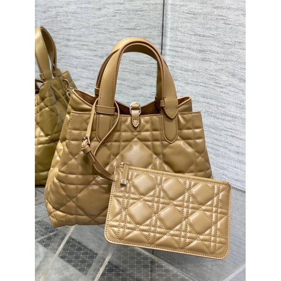 D*or toujours medium bag in tan macrocannage calfskin