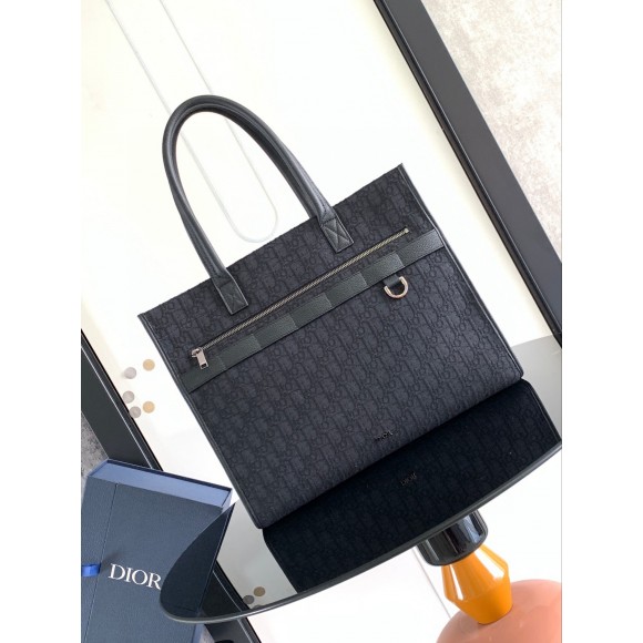 D*or safari tote bag in black D*or oblique jacquard