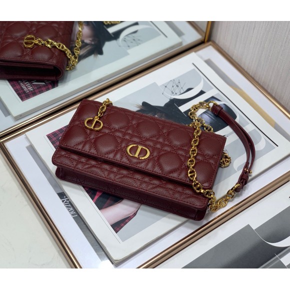 D*or caro belt pouch with chain in bordeaux calfskin