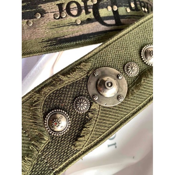 D*or shoulder strap in green camouflage embroidery with medallions