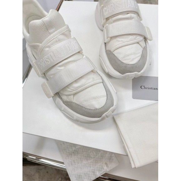 D*or d-wander sneakers in white camouflage technical fabric