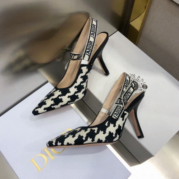 D*or j'aD*or slingback 100mm pumps in black houndstooth embroidery