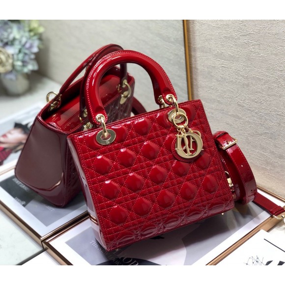 D*or lady D*or medium bag in red patent cannage calfskin