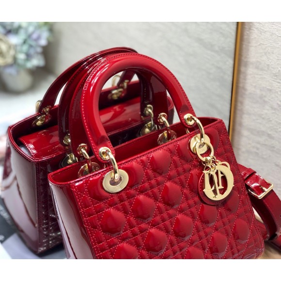 D*or lady D*or medium bag in red patent cannage calfskin