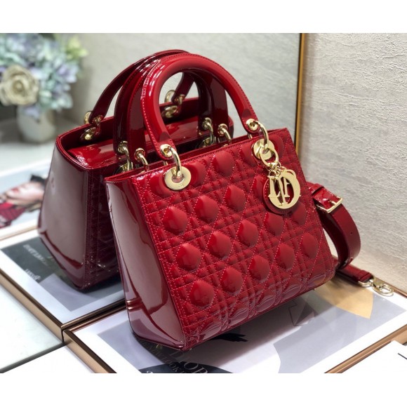 D*or lady D*or medium bag in red patent cannage calfskin