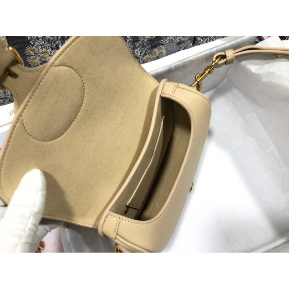 D*or bobby medium bag in beige grained calfskin