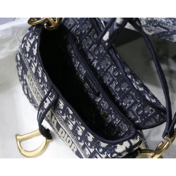 D*or saddle bag in blue D*or oblique embroidery