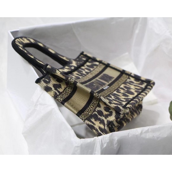 D*or mini book tote bag in beige multicolor mizza embroidery