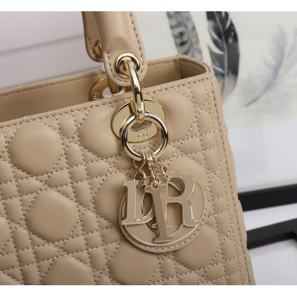 D*or lady D*or medium bag in beige lambskin with enamel charm