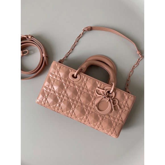 D*or lady d-joy medium bag in nude calfskin with diamond motif