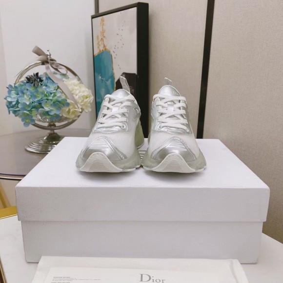 D*or vibe sneakers in white mesh and silver leather