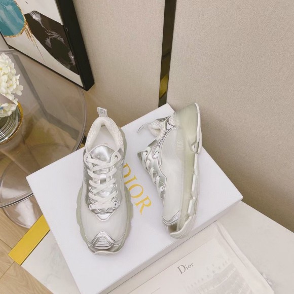 D*or vibe sneakers in white mesh and silver leather