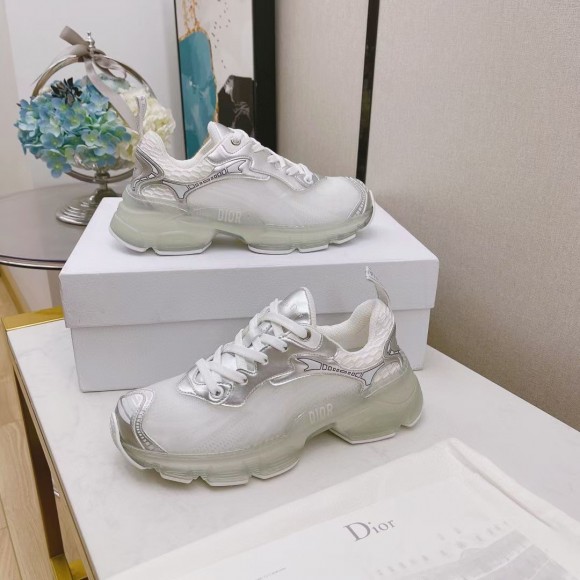 D*or vibe sneakers in white mesh and silver leather