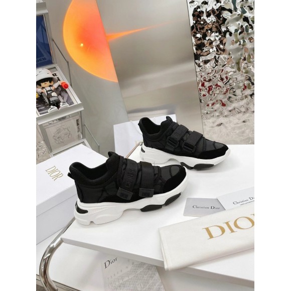 D*or d-wander sneakers in black camouflage technical fabric