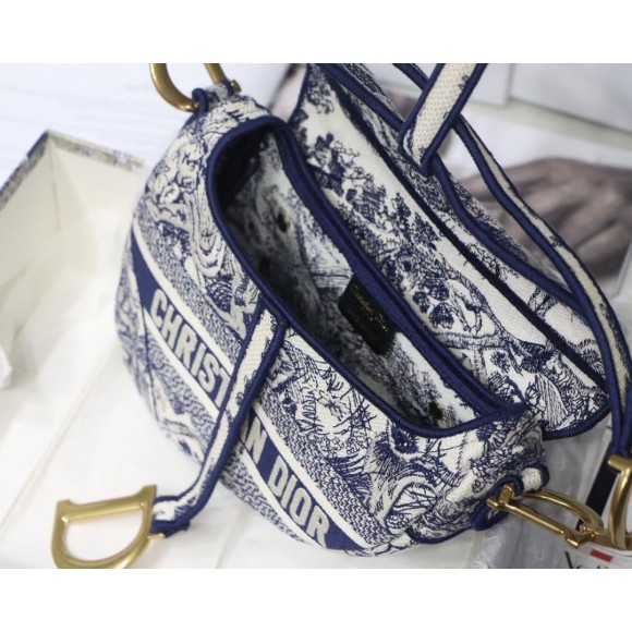 D*or saddle bag in blue toile de jouy embroidery