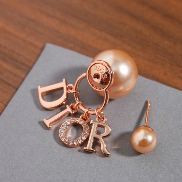 D*or tribales earrings in rose gold metal pearls and crystals