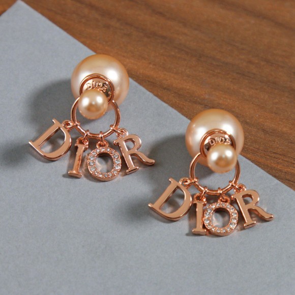 D*or tribales earrings in rose gold metal pearls and crystals