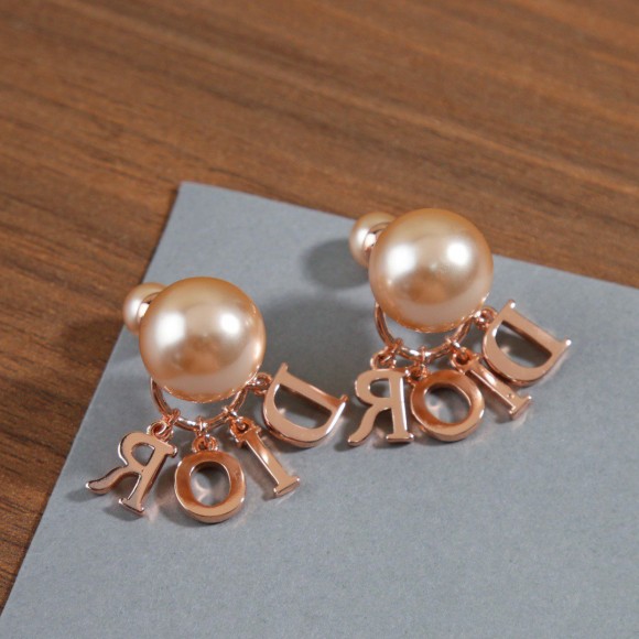 D*or tribales earrings in rose gold metal pearls and crystals