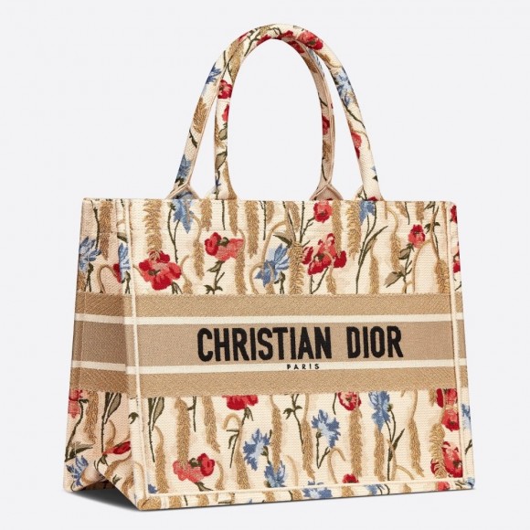 D*or medium book tote bag in hibiscus metallic thread embroidery