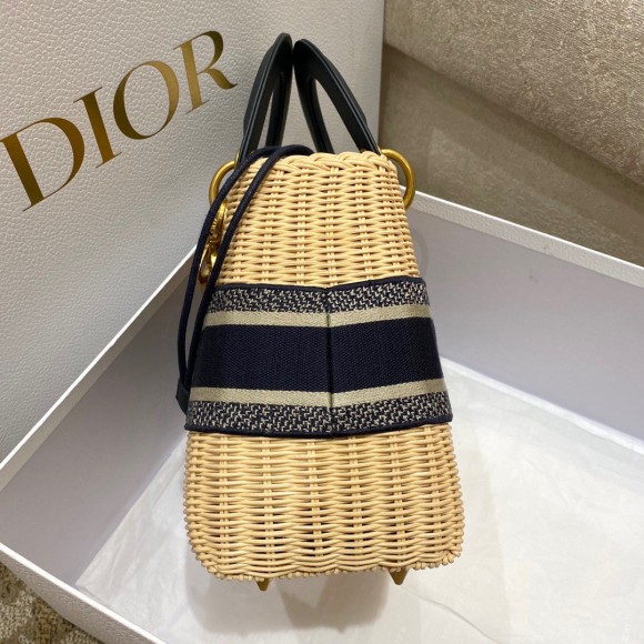 D*or medium lady D*or bag in wicker and blue oblique jacquard