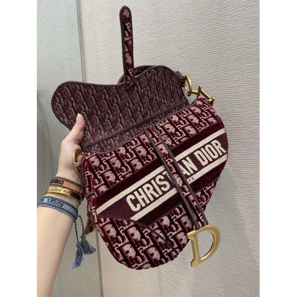 D*or saddle bag in bordeaux velvet oblique embroidered