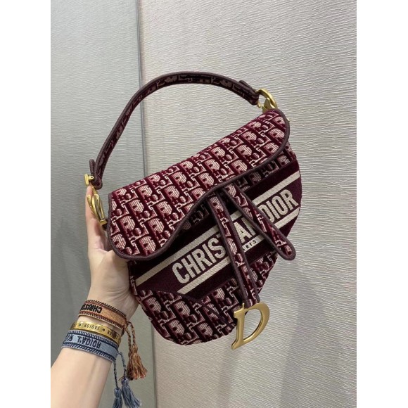 D*or saddle bag in bordeaux velvet oblique embroidered