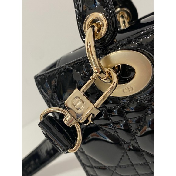 D*or lady d-joy small bag in black patent calfskin