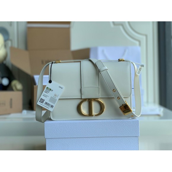 D*or 30 montaigne medium bag in white box calfskin