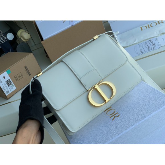 D*or 30 montaigne medium bag in white box calfskin