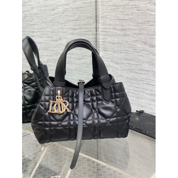 D*or toujours small bag in black macrocannage calfskin