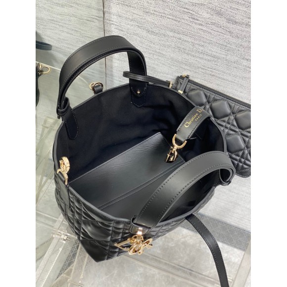 D*or toujours small bag in black macrocannage calfskin