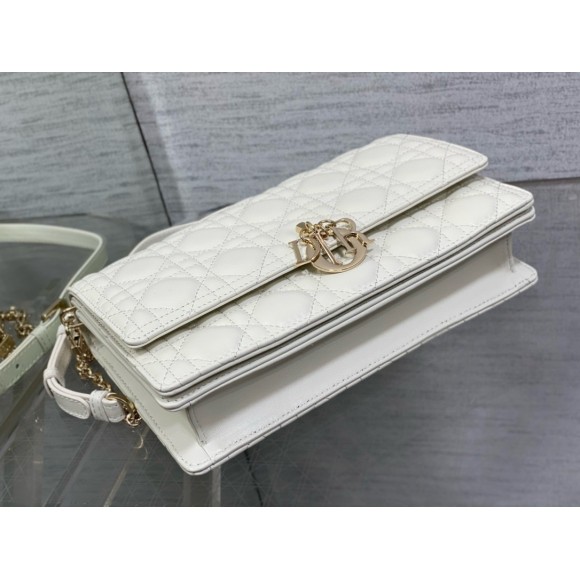 D*or miss D*or top handle bag in white cannage lambskin