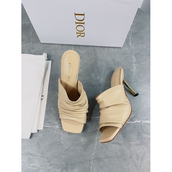 D*or d-fame heeled sandals in beige pleated lambskin