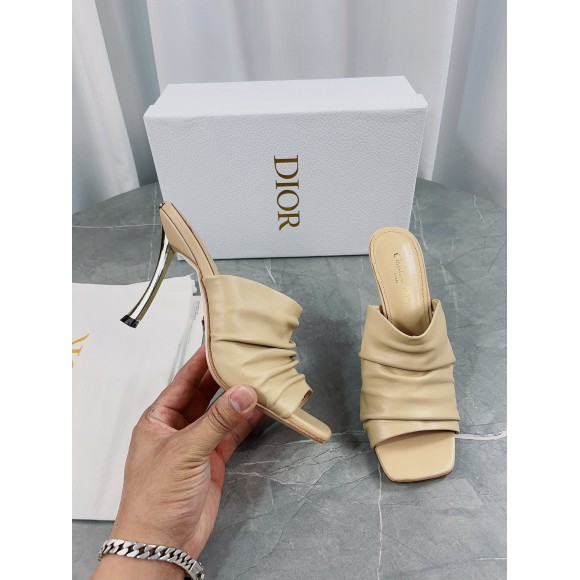 D*or d-fame heeled sandals in beige pleated lambskin