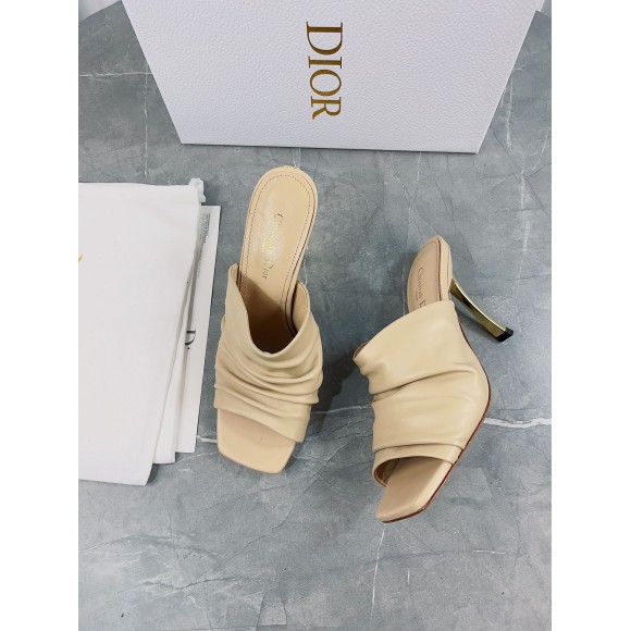 D*or d-fame heeled sandals in beige pleated lambskin