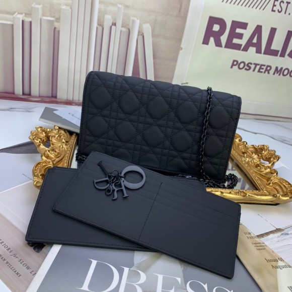 D*or lady D*or chain pouch in black ultramatte calfskin