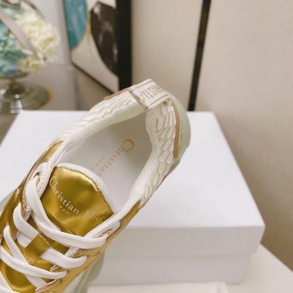 D*or vibe sneakers in white mesh and gold leather