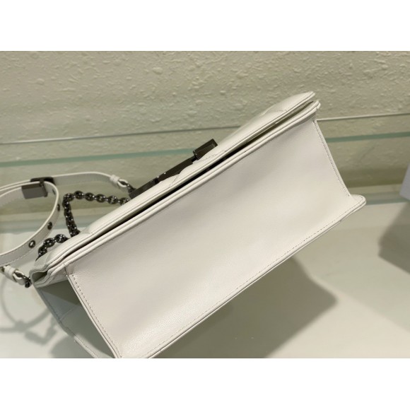 D*or 30 montaigne chain bag with handle in white lambskin