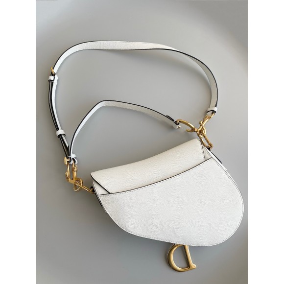 D*or saddle bag with strap in white grained calfskin