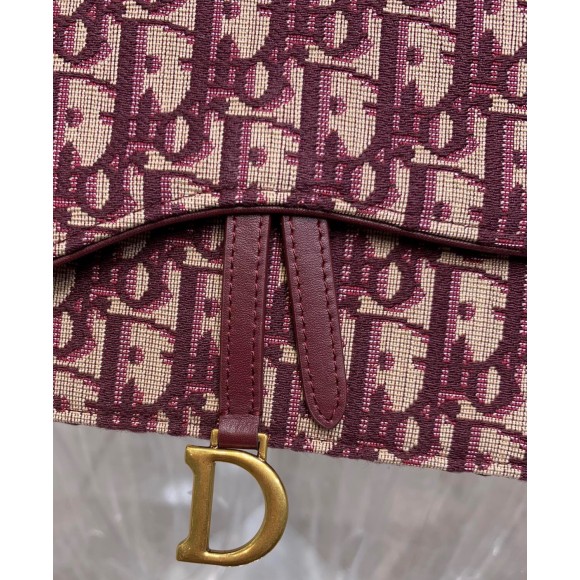 D*or saddle chain pouch in bordeaux D*or oblique jacquard