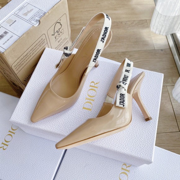 D*or j'aD*or slingback pumps 100mm in nude patent calfskin