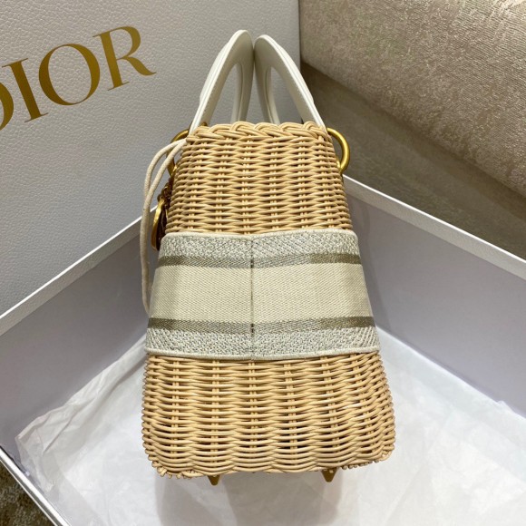 D*or medium lady D*or bag in wicker and white oblique jacquard