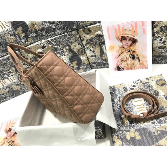 D*or lady D*or large bag in blush ultramatte cannage calfskin