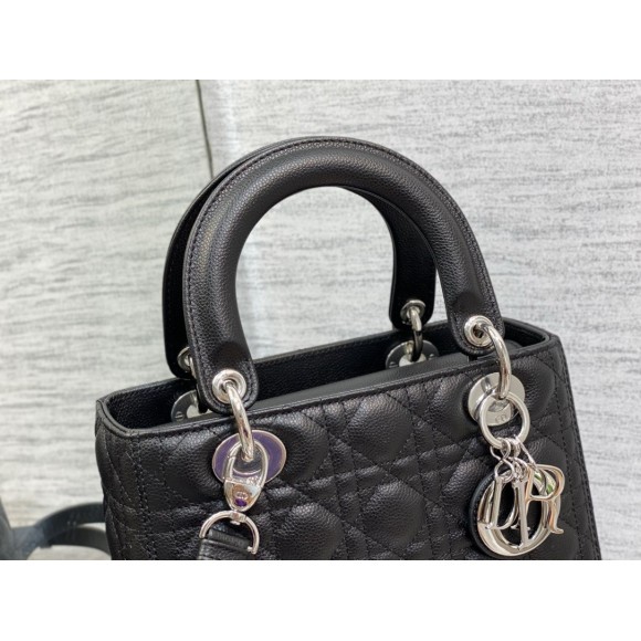 D*or lady D*or medium bag in black grained calfskin