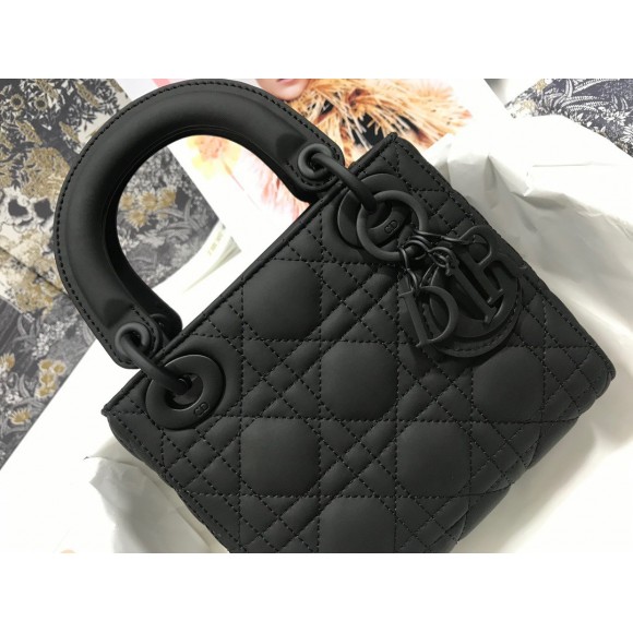 D*or lady D*or mini chain bag in black ultramatte calfskin