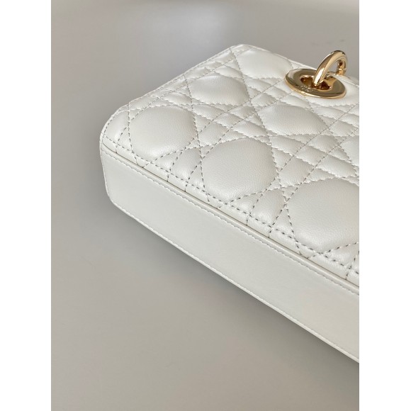 D*or lady d-joy small bag in white cannage lambskin