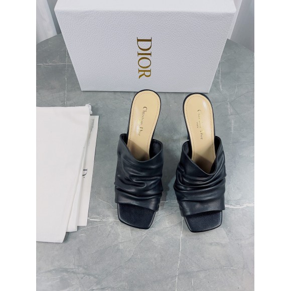 D*or d-fame heeled sandals in black pleated lambskin