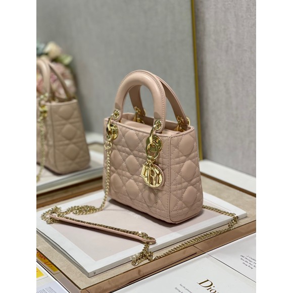 D*or lady D*or mini bag with chain in powder cannage lambskin