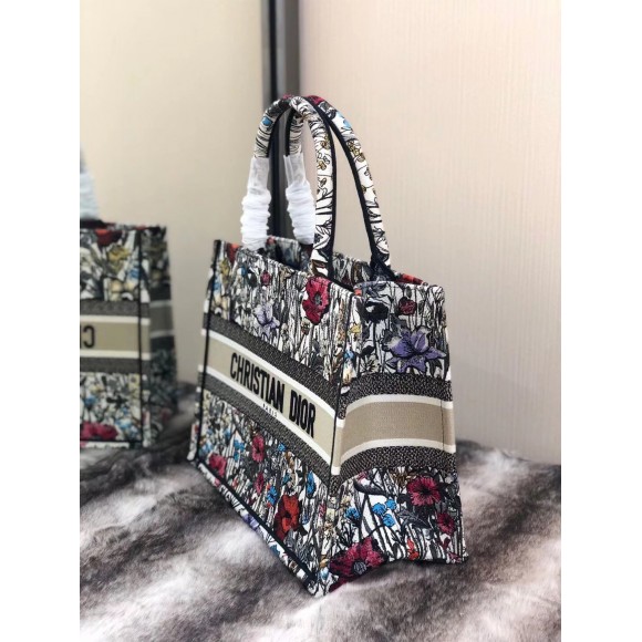 D*or medium book tote bag in multicolor mille fleurs embroidery